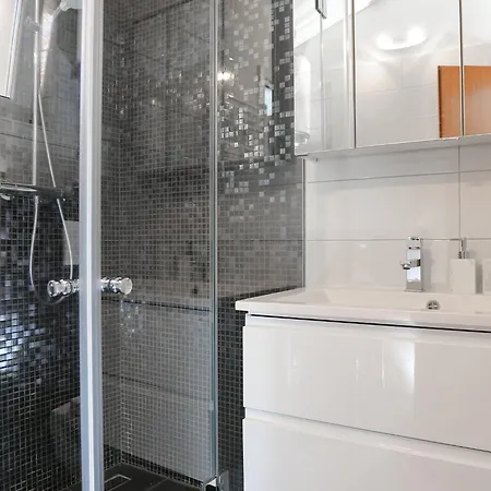 Tonka - Two Bedroom - St Supetar