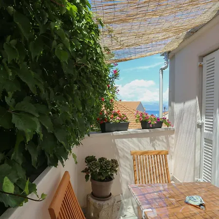 Tonka - Two Bedroom - St Apartamento