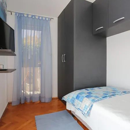 Apartamento Tonka - Two Bedroom - St